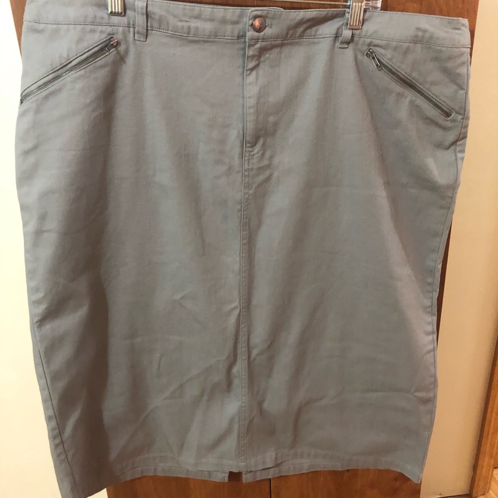 C.J. Banks Skirt *NWT!*